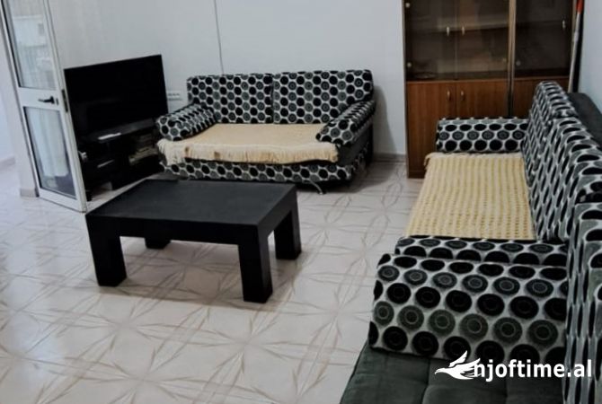 Shtepi me qera 2+1 ne Tirane - 45,000 Leke