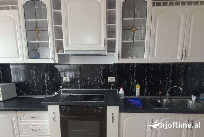 Shtepi me qera 2+1 ne Tirane - 600 Euro