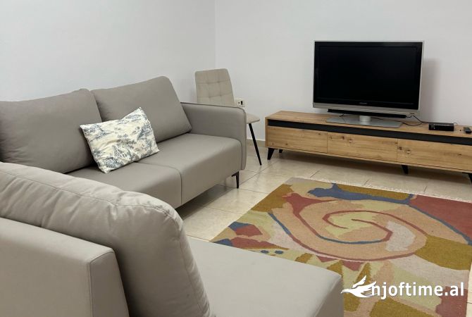 Casa in affitto 2+1 a Tirana - 63,000 Leke