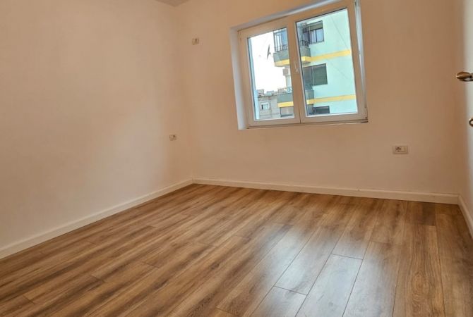 Shtepi ne shitje 1+1 ne Tirane - 102,000 Euro