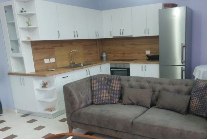 Casa in affitto 3+1 a Tirana - 700 Euro