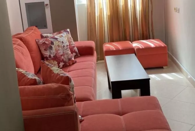 Shtepi me qera 1+1 ne Tirane - 45,000 Leke