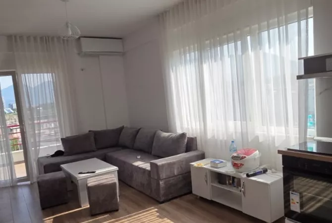 Shtepi me qera 2+1 ne Tirane - 700 Euro
