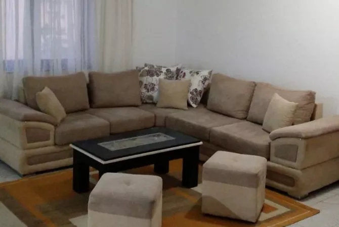 Shtepi me qera 1+1 ne Tirane - 50,000 Leke