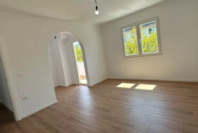 Casa in vendita 2+1 a Tirana - 129,000 Euro