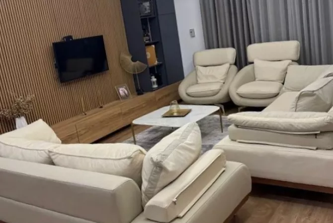 Shtepi me qera 3+1 ne Tirane - 1,000 Euro