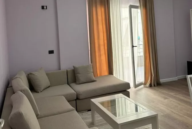 Shtepi me qera 1+1 ne Tirane - 600 Euro