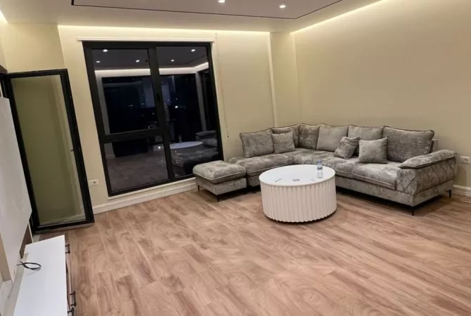 Shtepi me qera 3+1 ne Tirane - 1,200 Euro