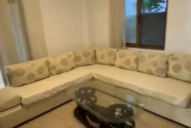 Shtepi me qera 2+1 ne Tirane - 45,000 Leke