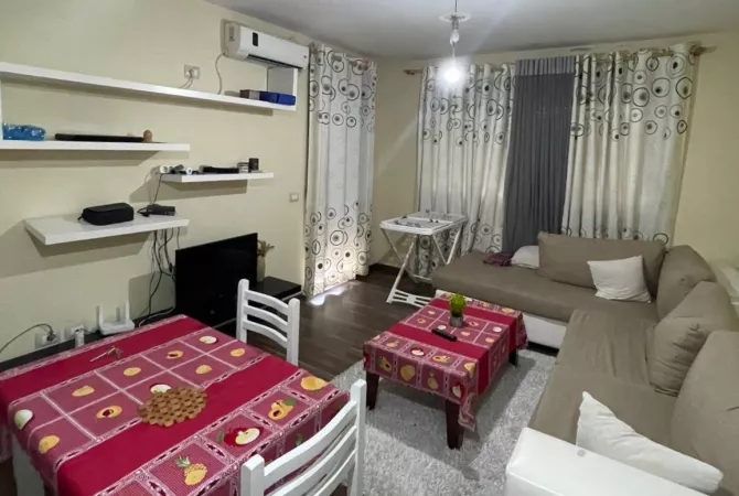 Shtepi me qera 1+1 ne Tirane - 45,000 Leke