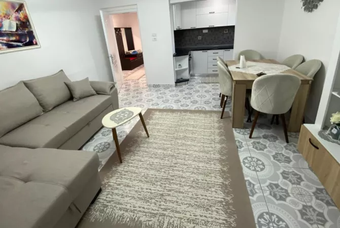 Shtepi me qera 2+1 ne Tirane - 600 Euro