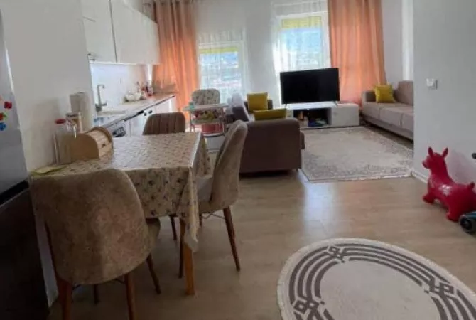 Shtepi me qera 2+1 ne Tirane - 500 Euro