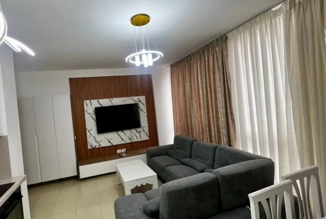 Shtepi me qera 2+1 ne Tirane - 650 Euro