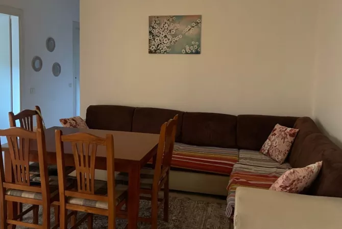 Casa in affitto 1+1 a Tirana - 450 Euro