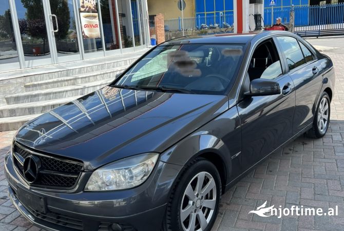 Auto in Vendita  a Berat - 6,300 Euro