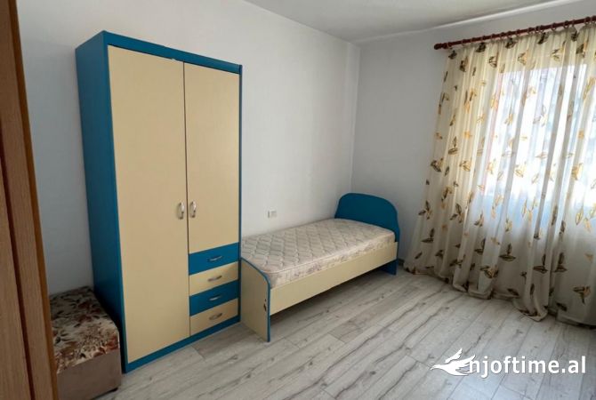 Shtepi me qera Apartament ne Tirane, 2+1, Mobilimi E mobiluar, Pagesa 50,000  Leke.