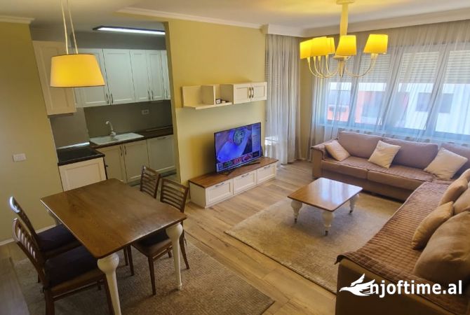 Shtepi me qera 2+1 ne Tirane - 50,000 Leke