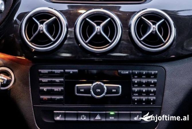 Makina ne shitje  ne Fier - 8,500 Euro