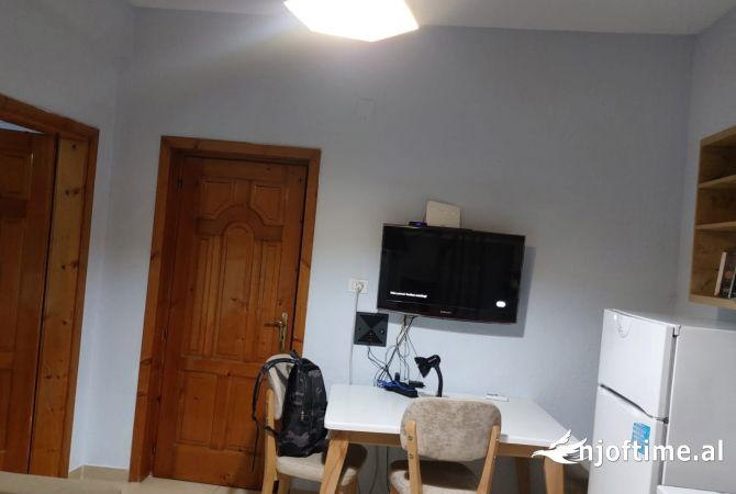 Shtepi me qera 1+1 ne Tirane - 400 Euro