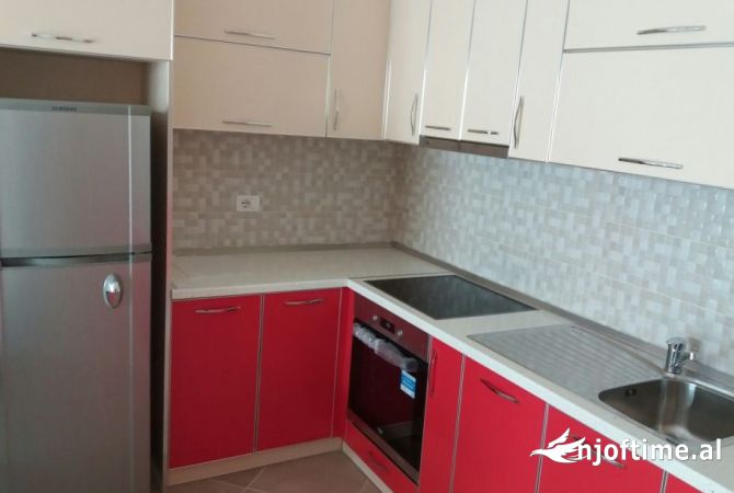 Shtepi me qera 1+1 ne Tirane - 380 Euro