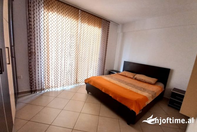 Shtepi me qera 1+1 ne Tirane - 420 Euro