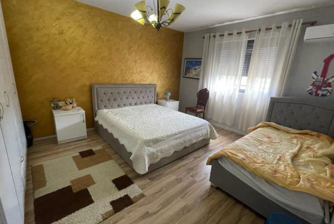 Shtepi me qera 2+1 ne Tirane - 400 Euro