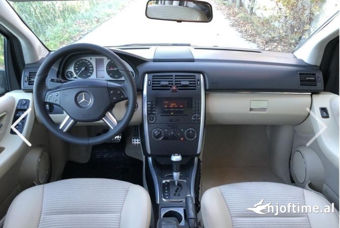 Auto in Vendita  a Tirana - 3,200 Euro