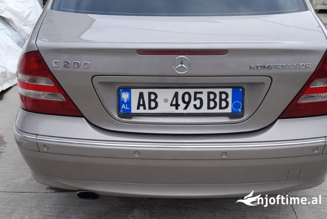 Makina ne shitje ne Lushnje - 4,000 Euro