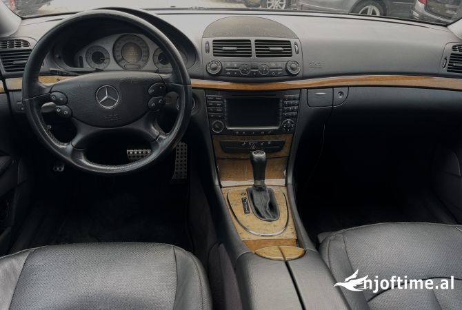 Makina ne shitje ne Durres, Mercedes-Benz, 2007 Diesel,Kambio Automatik Pagesa 5,800  Euro.