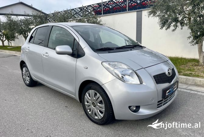 Auto in Vendita  a Durazzo - 5,200 Euro