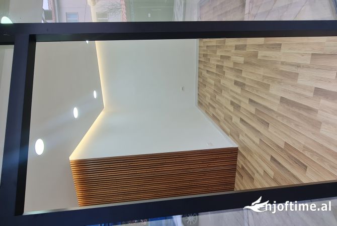 Ambient biznesi me qera 1+1 ne Korce - 200 Euro