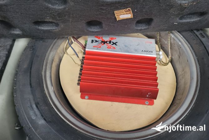 Makina ne shitje ne Tirane, Opel, 2010 Diesel,Kambio Manual Pagesa 3,600  Euro.