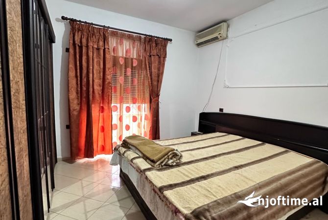 Shtepi me qera 4+1 ne Tirane - 50,000 Leke