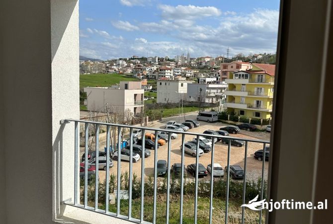Shtepi me qera Apartament ne Tirane, 1+1, Mobilimi E mobiluar, Pagesa 450  Euro.