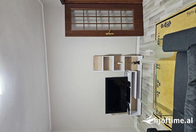 Shtepi me qera 2+1 ne Tirane - 500 Euro
