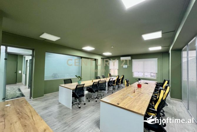 Ambient biznesi me qera 3+1 ne Tirane - 3,200 Euro