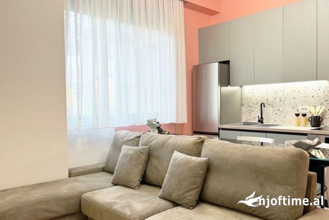 Shtepi me qera 1+1 ne Tirane - 700 Euro
