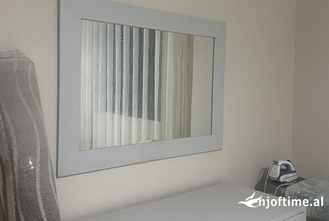 Shtepi me qera 1+1 ne Tirane - 40,000 Leke