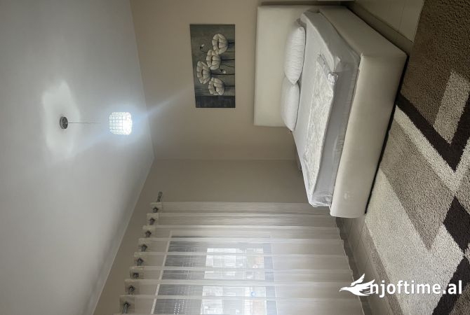 Shtepi me qera 1+1 ne Tirane - 40,000 Leke