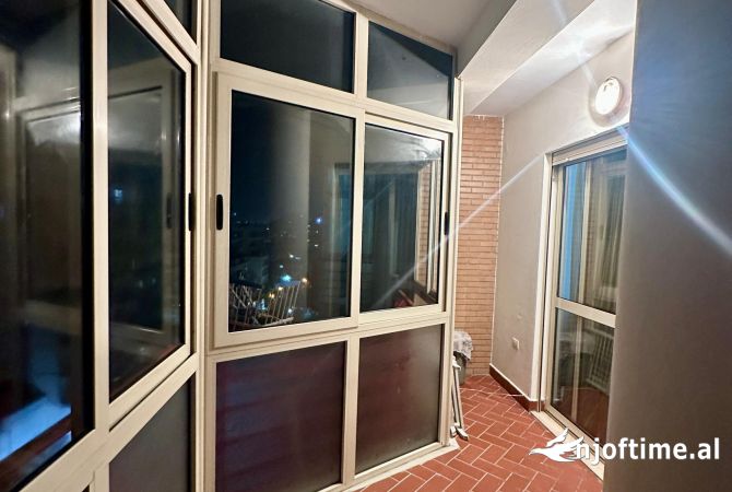 Shtepi me qera Apartament ne Tirane, 1+1, Mobilimi E mobiluar, Pagesa 480  Euro.