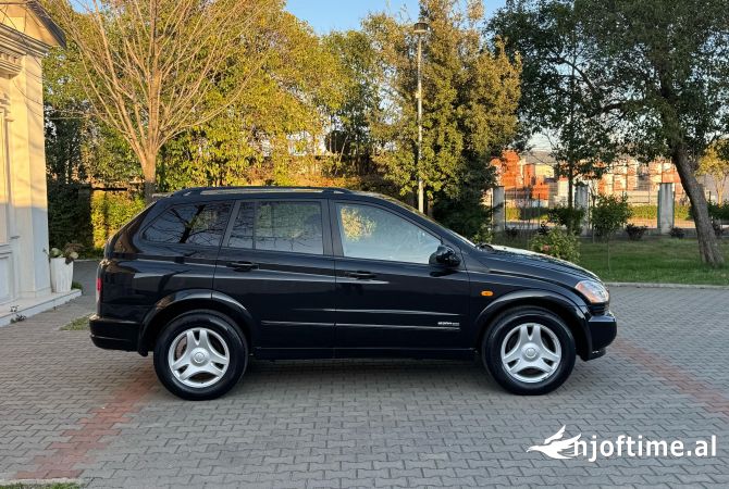 Makina ne shitje ne Shkoder, SsangYong, 2008 Diesel,Kambio Automatik Pagesa 3,600  Euro.