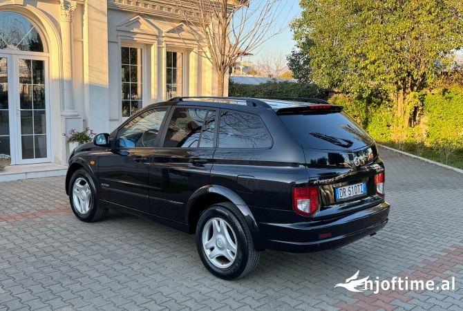 Makina ne shitje ne Shkoder, SsangYong, 2008 Diesel,Kambio Automatik Pagesa 3,600  Euro.