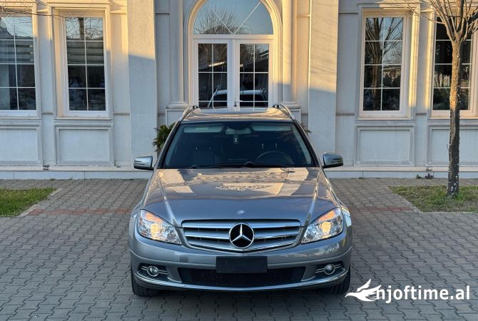 Makina ne shitje  ne Shkoder - 6,400 Euro
