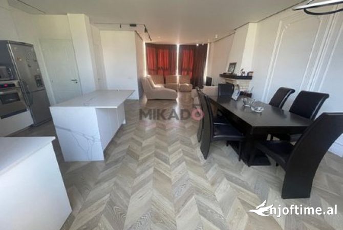 Shtepi ne shitje 4+1 ne Tirane - 450,000 Euro