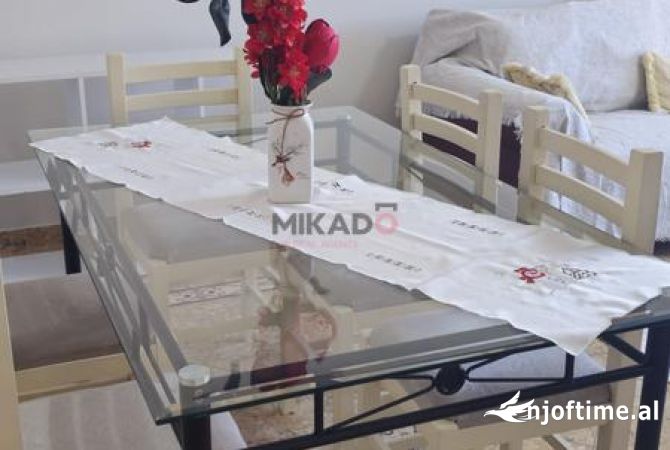Shtepi me qera 2+1 ne Tirane - 60,000 Leke