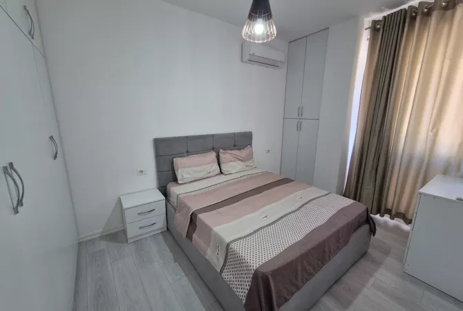 Shtepi me qera 1+1 ne Tirane - 650 Euro