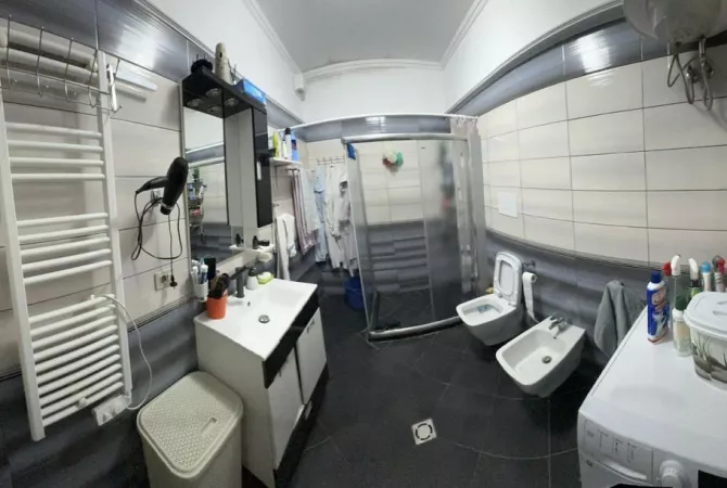 Shtepi ne shitje 3+1 ne Tirane - 239,400 Euro