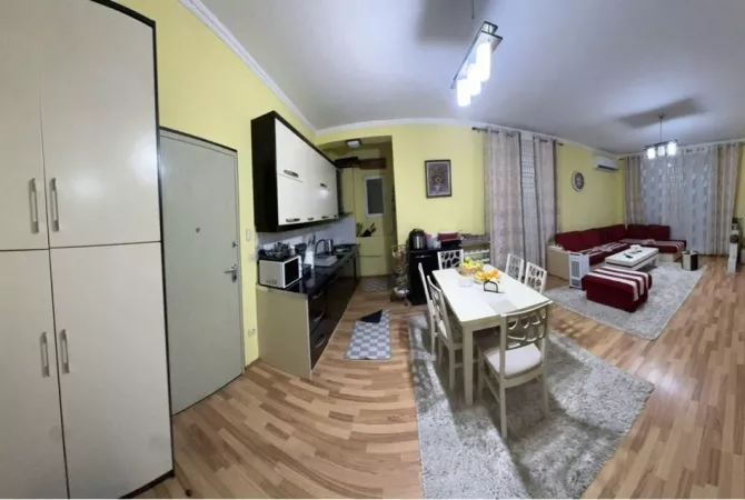 Shtepi ne shitje Apartament ne Tirane, 3+1, Mobilimi E mobiluar, Pagesa 239,400  Euro.