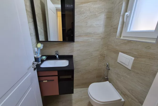 Shtepi ne shitje Shtepi Private ne Tirane, 4+1, Mobilimi Pjeserisht e mobiluar, Pagesa 485,000  Euro.