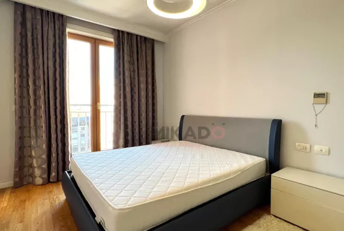 Shtepi me qera Apartament ne Tirane, 2+1, Mobilimi E mobiluar, Pagesa 1,600  Euro.